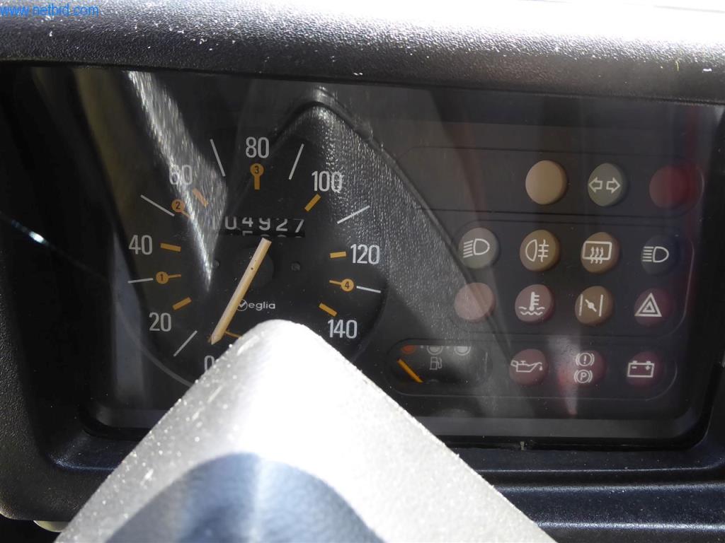 Car workshop & classic car trade-8