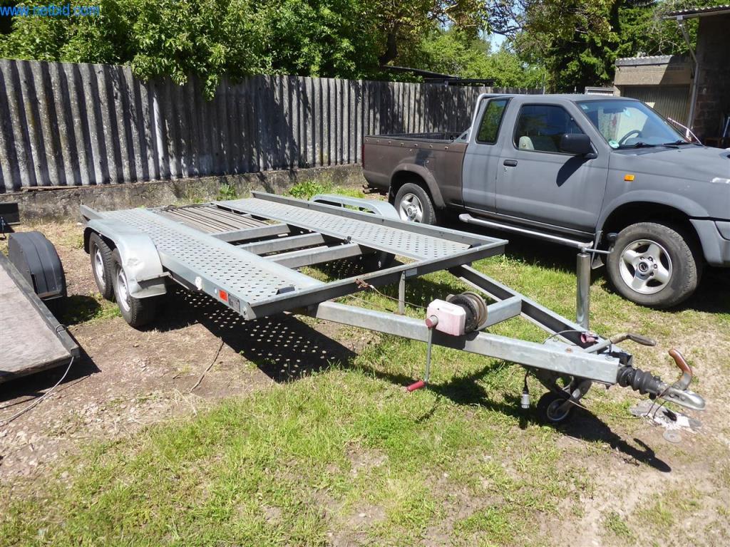 Car workshop & classic car trade-3