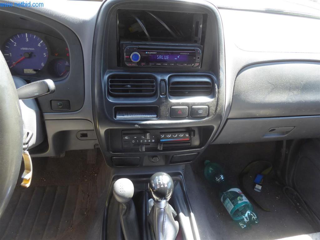 Oficina de automóveis e concessionário de automóveis clássicos
-4