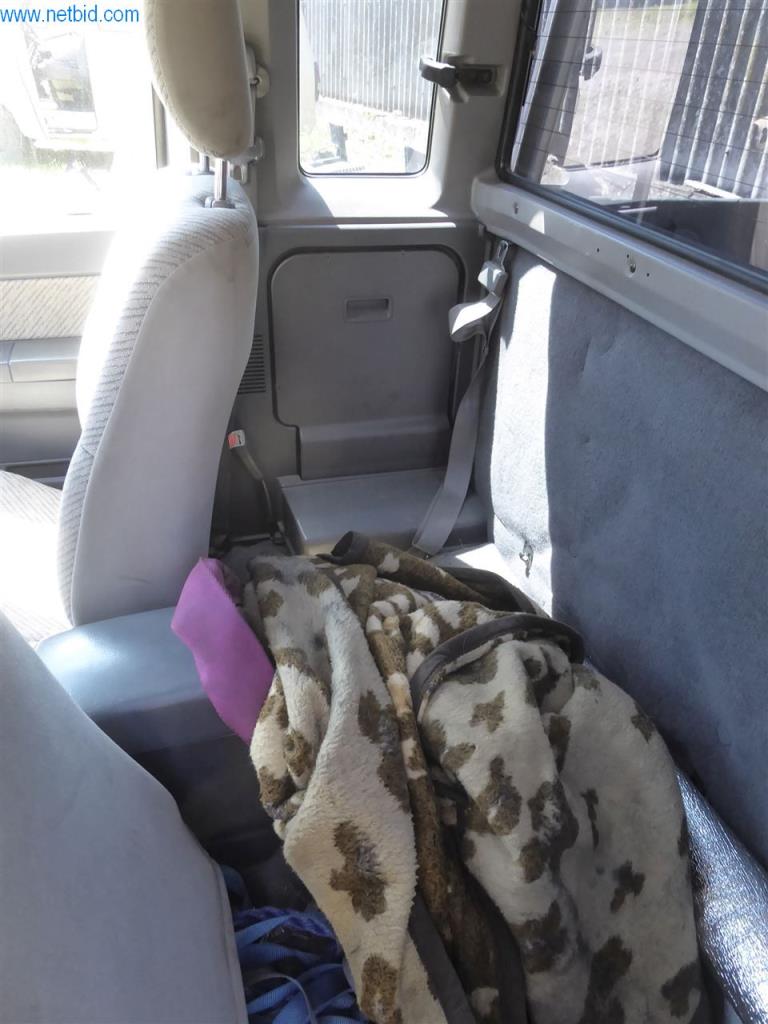 Oficina de automóveis e concessionário de automóveis clássicos
-5