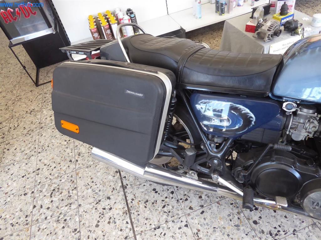 Car workshop & classic car trade-6