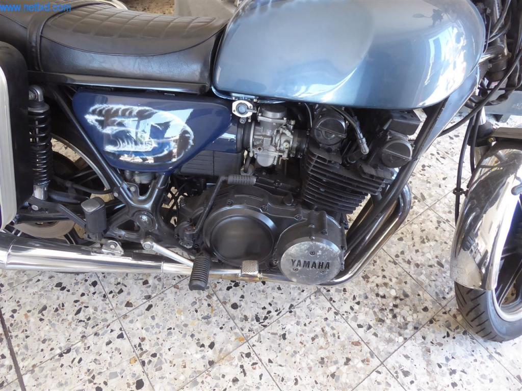 Car workshop & classic car trade-7