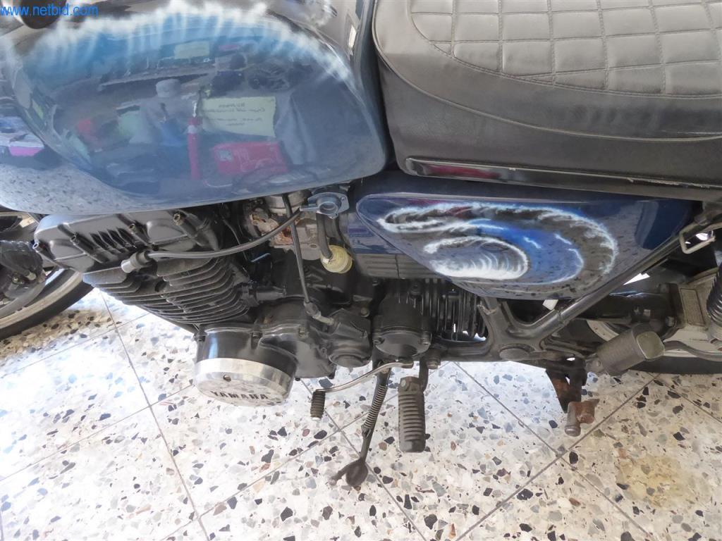 Car workshop & classic car trade-8