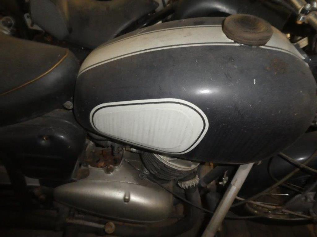 Car workshop & classic car trade-2