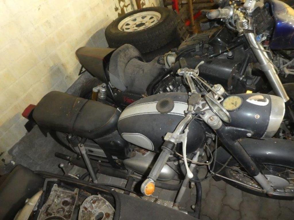 Car workshop & classic car trade-4