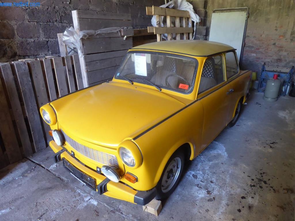 Car workshop & classic car trade-1