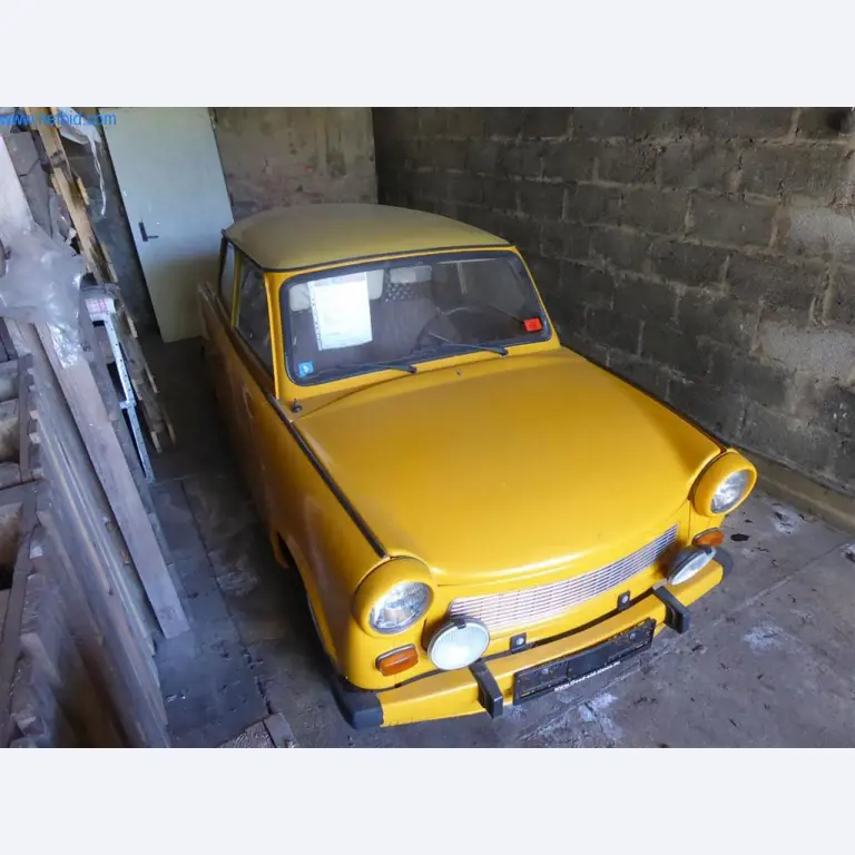 Autowerkplaats & handel in klassieke auto´s
-2