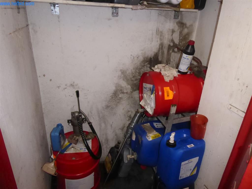 Car workshop & classic car trade-6