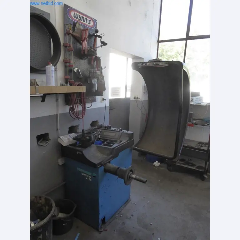 Car workshop & classic car trade-1