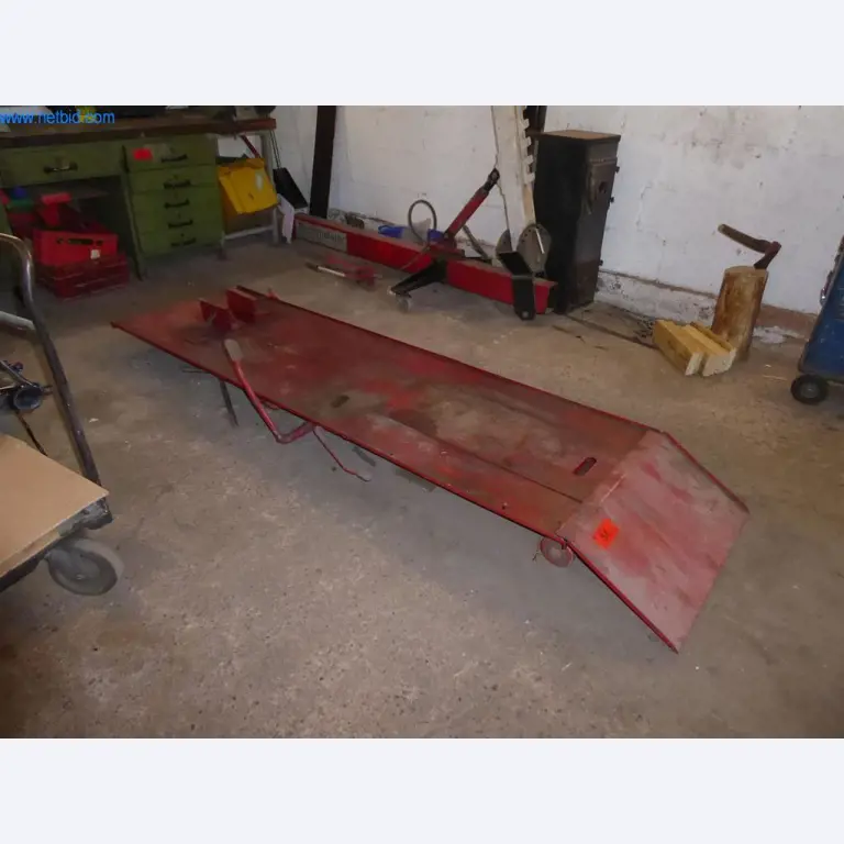 Taller de coches y concesionario de coches clásicos
-2