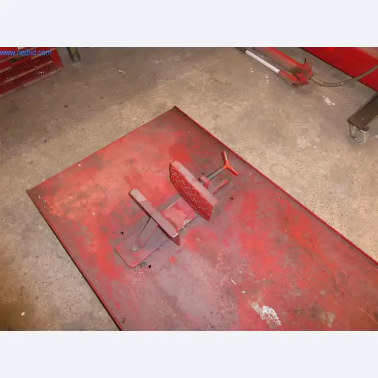 Taller de coches y concesionario de coches clásicos
-4