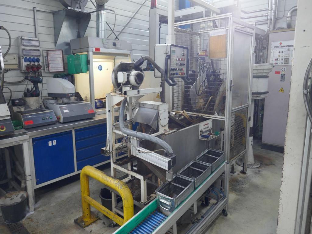 Máquinas de um fornecedor do sector automóvel-1