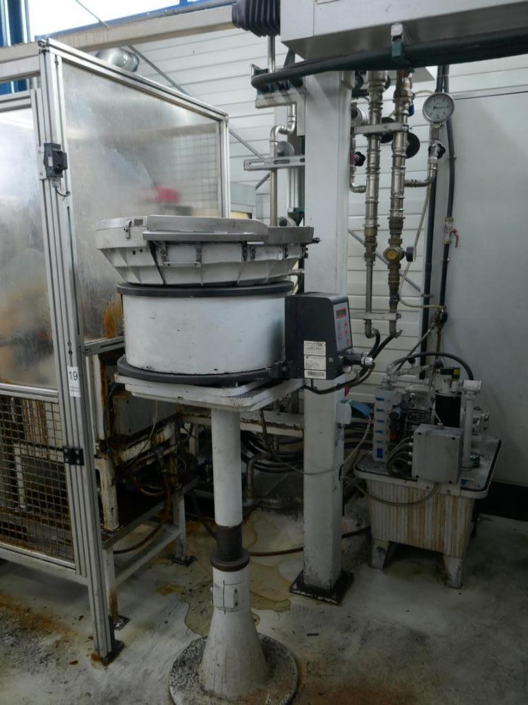 Máquinas de um fornecedor do sector automóvel-6