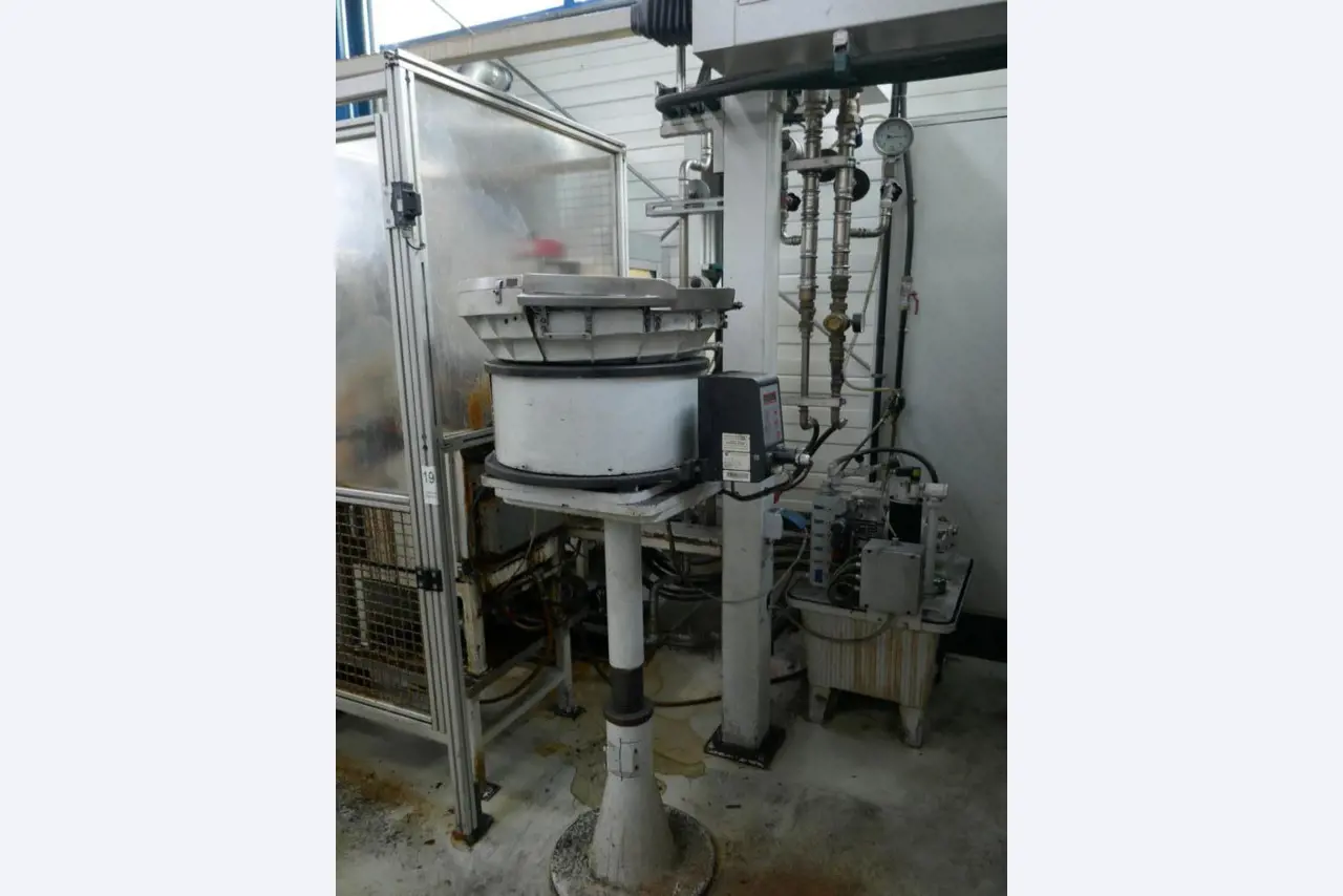 Machines d'un sous-traitant automobile-6