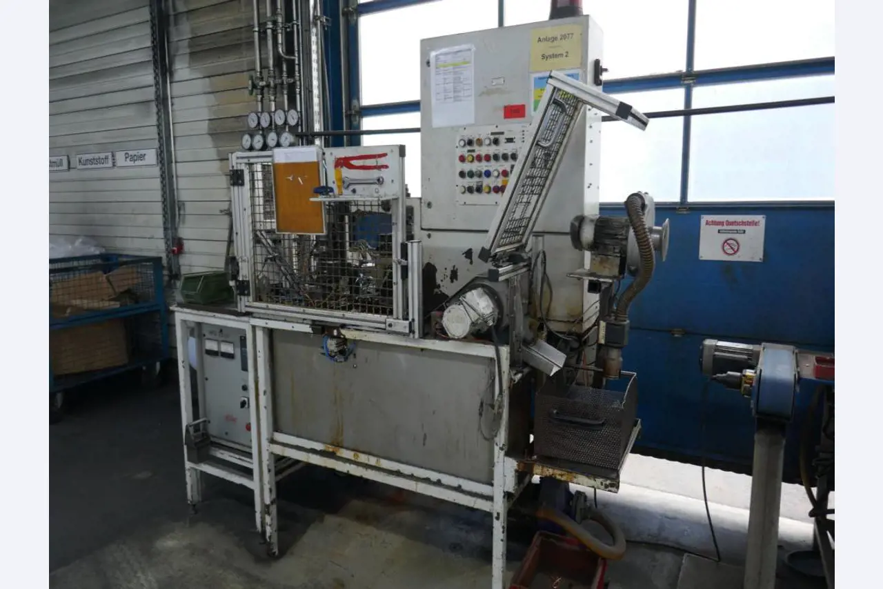 Machines d'un sous-traitant automobile-1