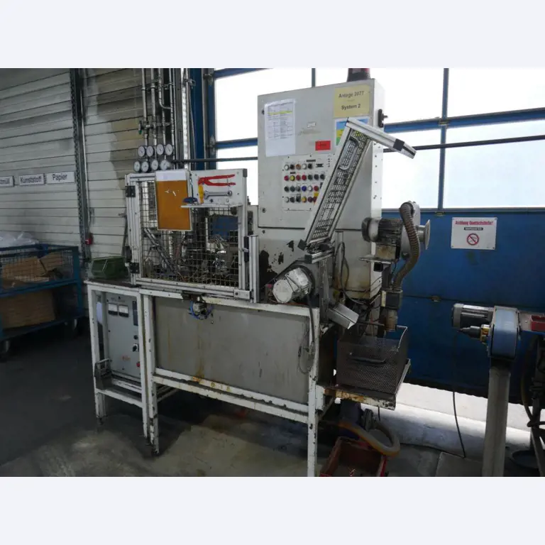 Machines d'un sous-traitant automobile-1