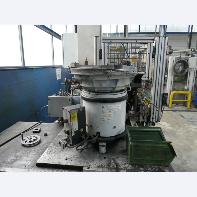 Machines d'un sous-traitant automobile-4