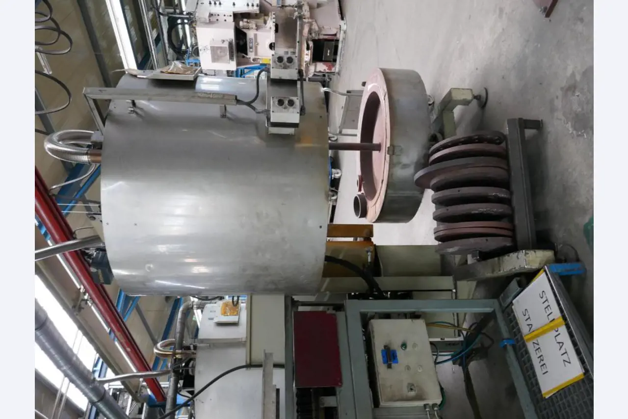 Máquinas de un proveedor de automoción-4