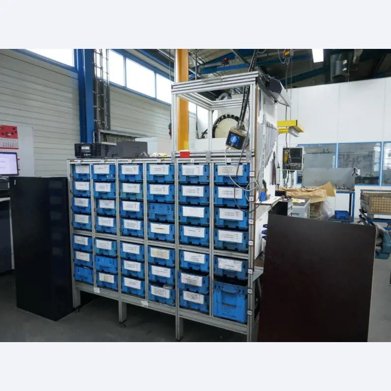 Machines d'un sous-traitant automobile-1