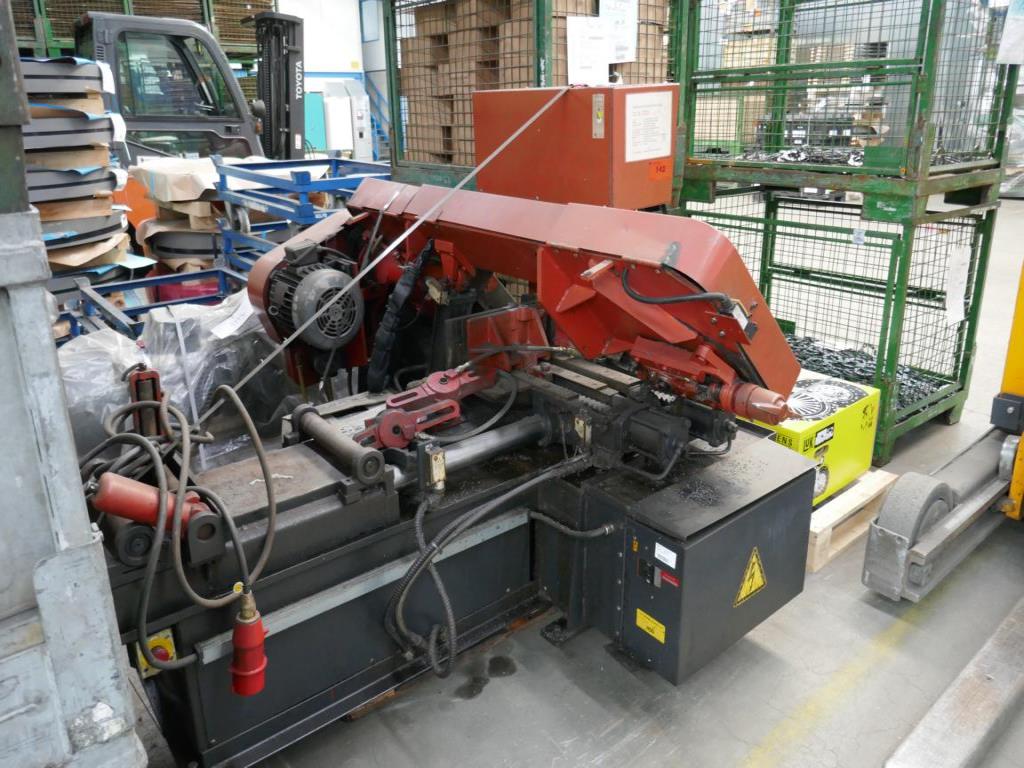 Máquinas de um fornecedor do sector automóvel-2