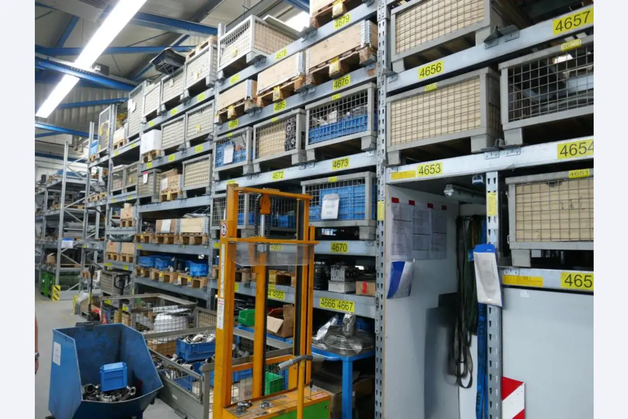 Machines of an automotive supplier-4