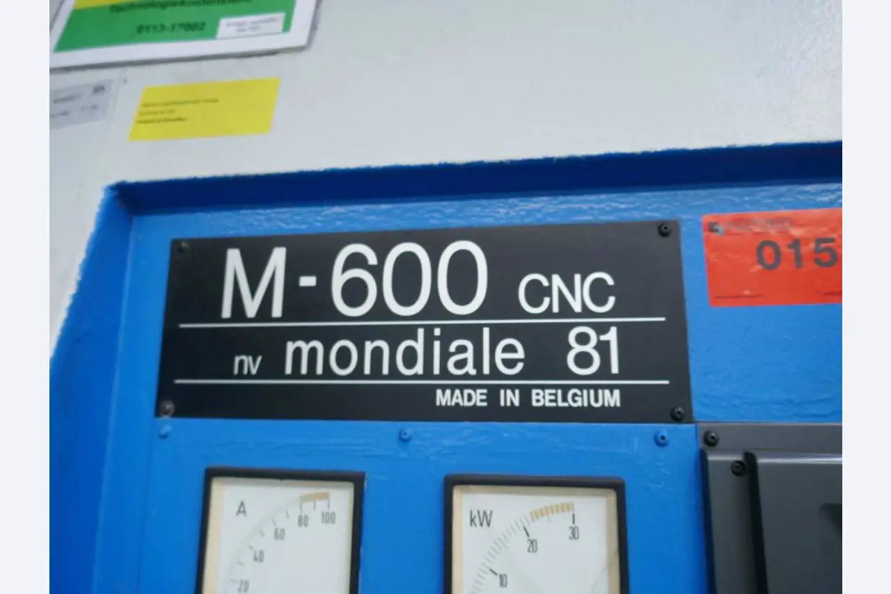 Maschinen eines Automobilzulieferers-1