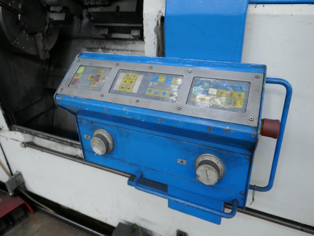 Machines of an automotive supplier-8