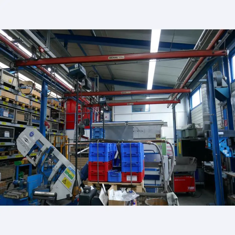 Stroje dodavatele pro automobilový průmysl-4