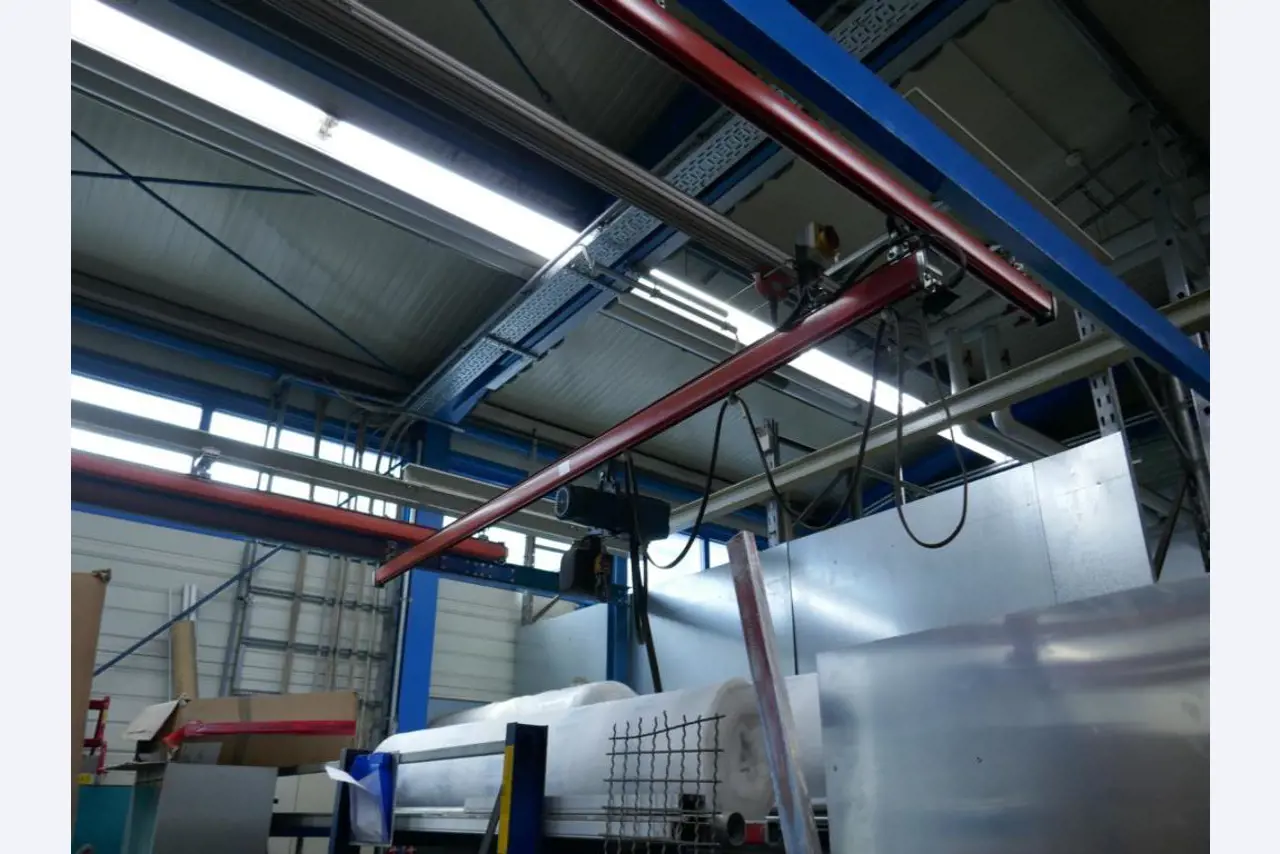 Stroje dodavatele pro automobilový průmysl-6