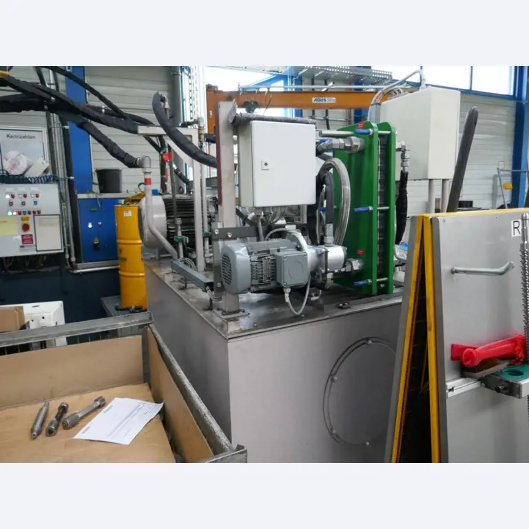 Machines d'un sous-traitant automobile-14