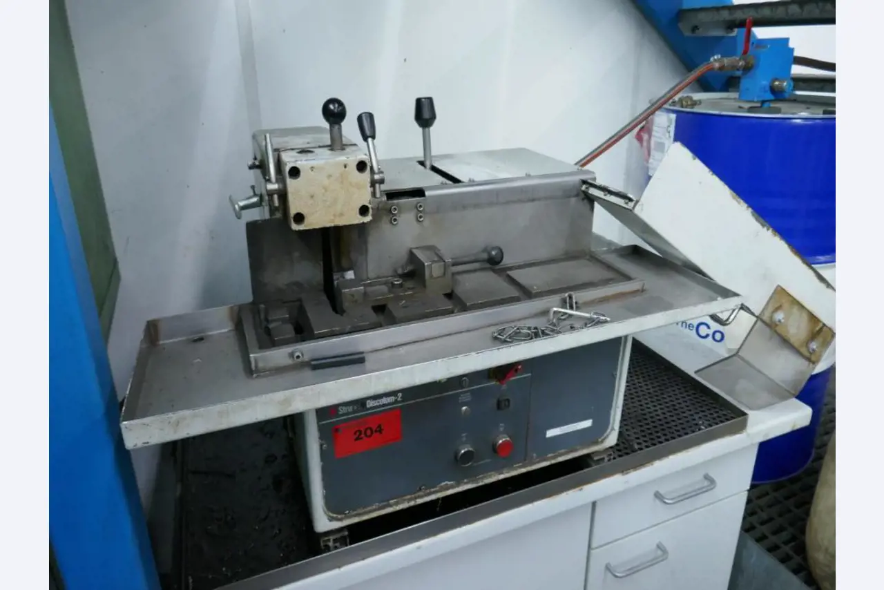 Maschinen eines Automobilzulieferers-1