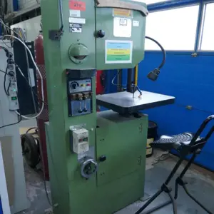 Vertical bandsaw Knuth VB-360