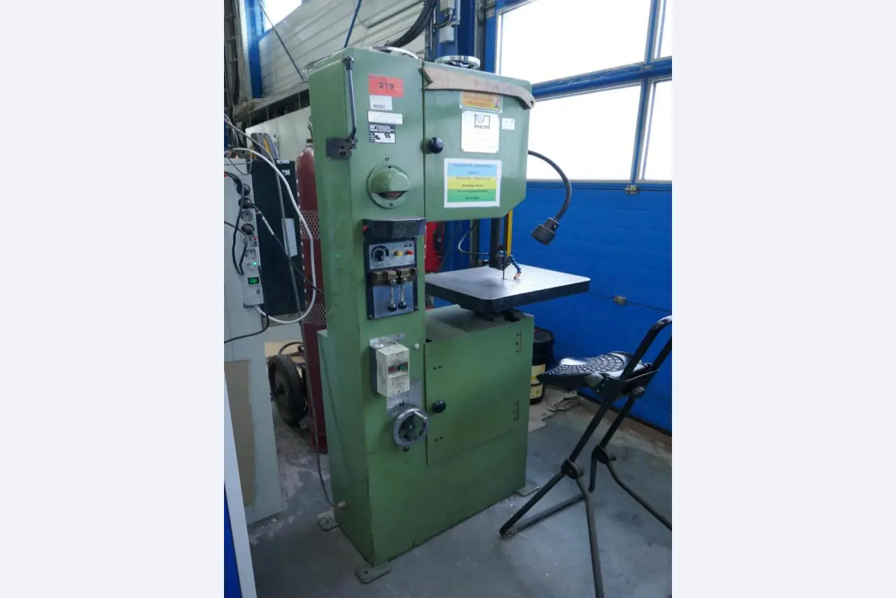 Maschinen eines Automobilzulieferers-1