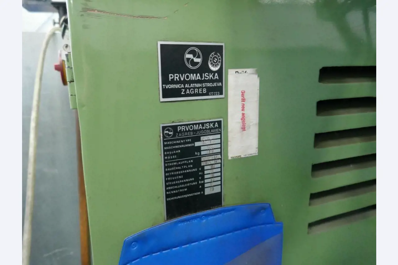 Stroji avtomobilskega dobavitelja-5