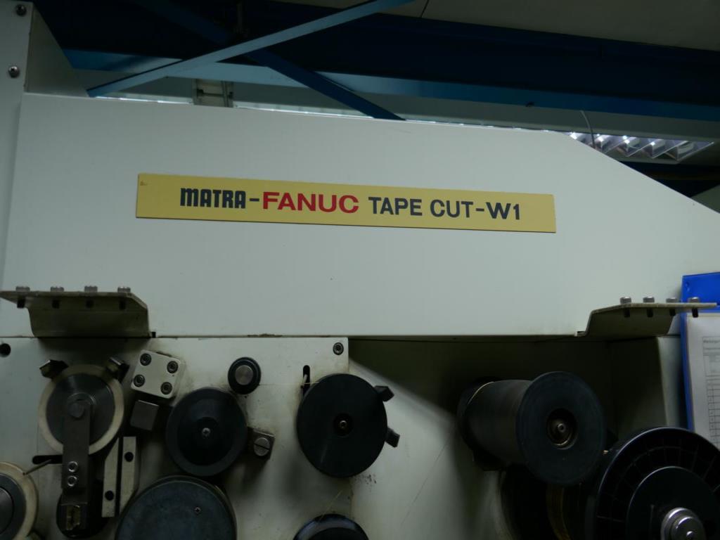 Máquinas de um fornecedor do sector automóvel-4