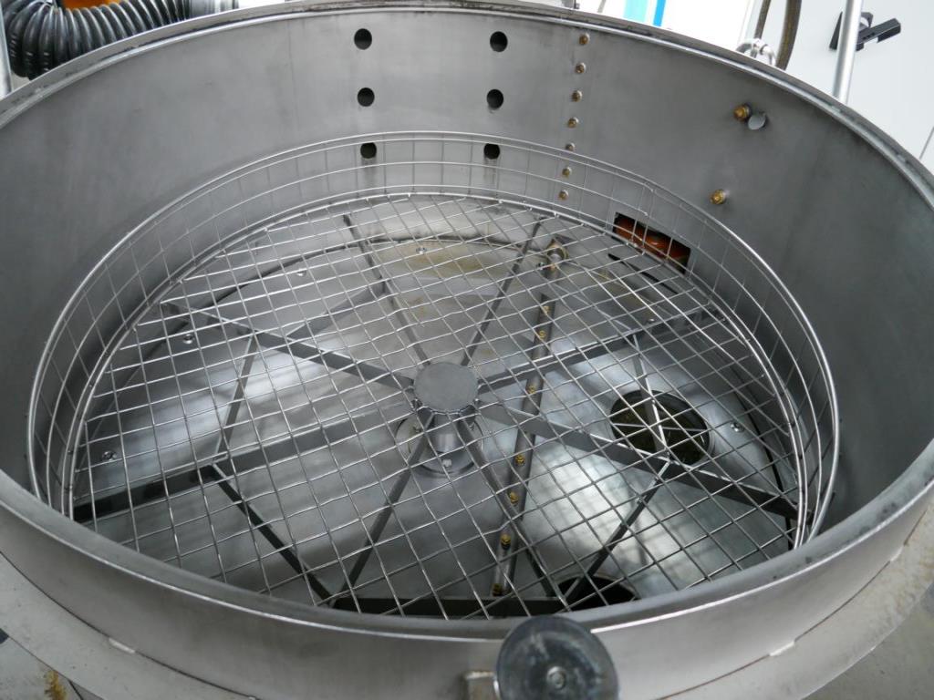 Máquinas de um fornecedor do sector automóvel-4