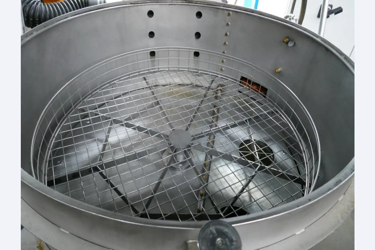 Maszyny dostawcy z branży motoryzacyjnej-4