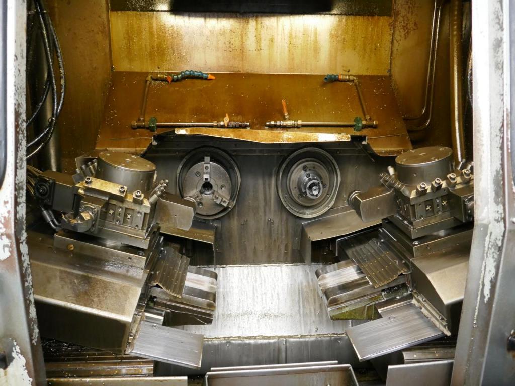 Máquinas de um fornecedor do sector automóvel-5