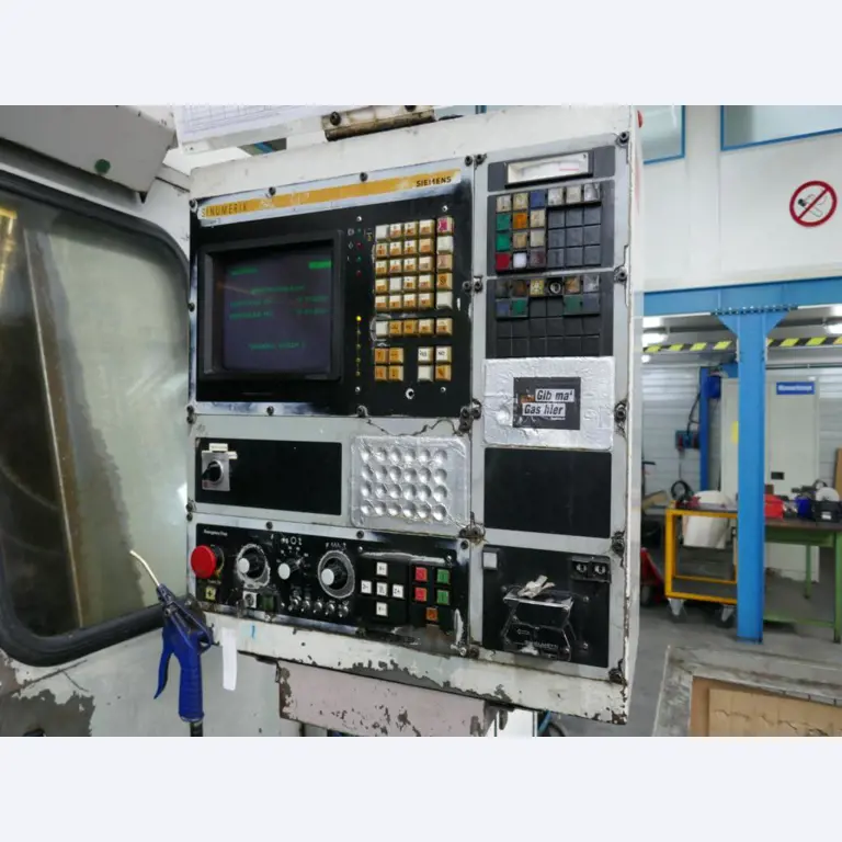 Maschinen eines Automobilzulieferers-6