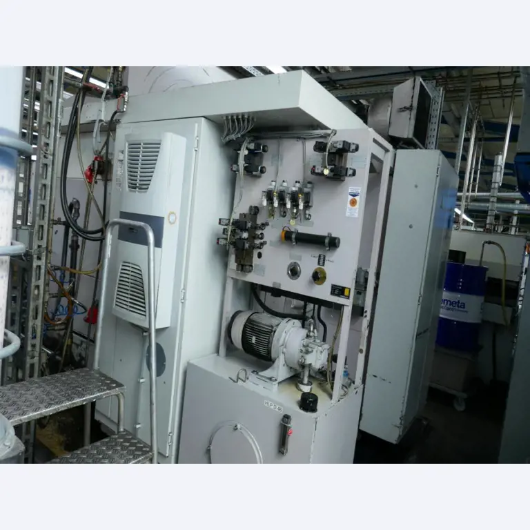 Maschinen eines Automobilzulieferers-8