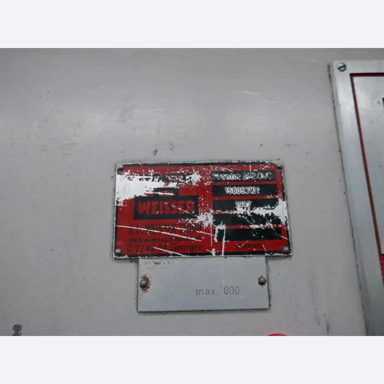 Maschinen eines Automobilzulieferers-9