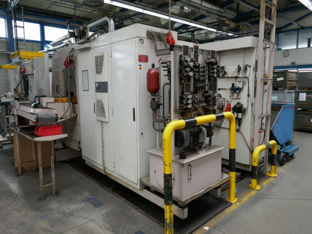 Máquinas de um fornecedor do sector automóvel-4