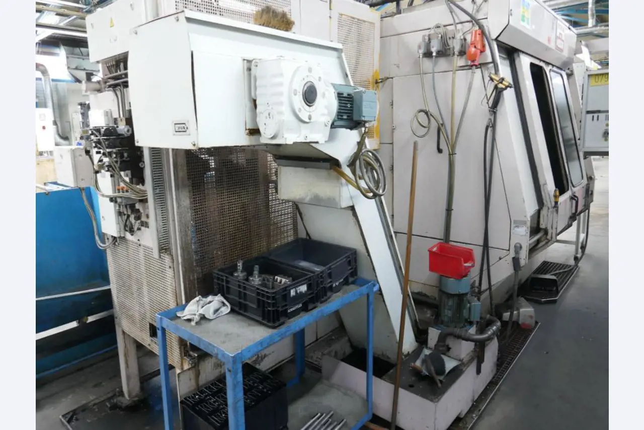 Maschinen eines Automobilzulieferers-5