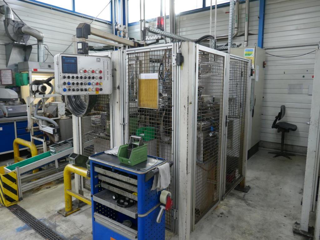 Máquinas de um fornecedor do sector automóvel-1