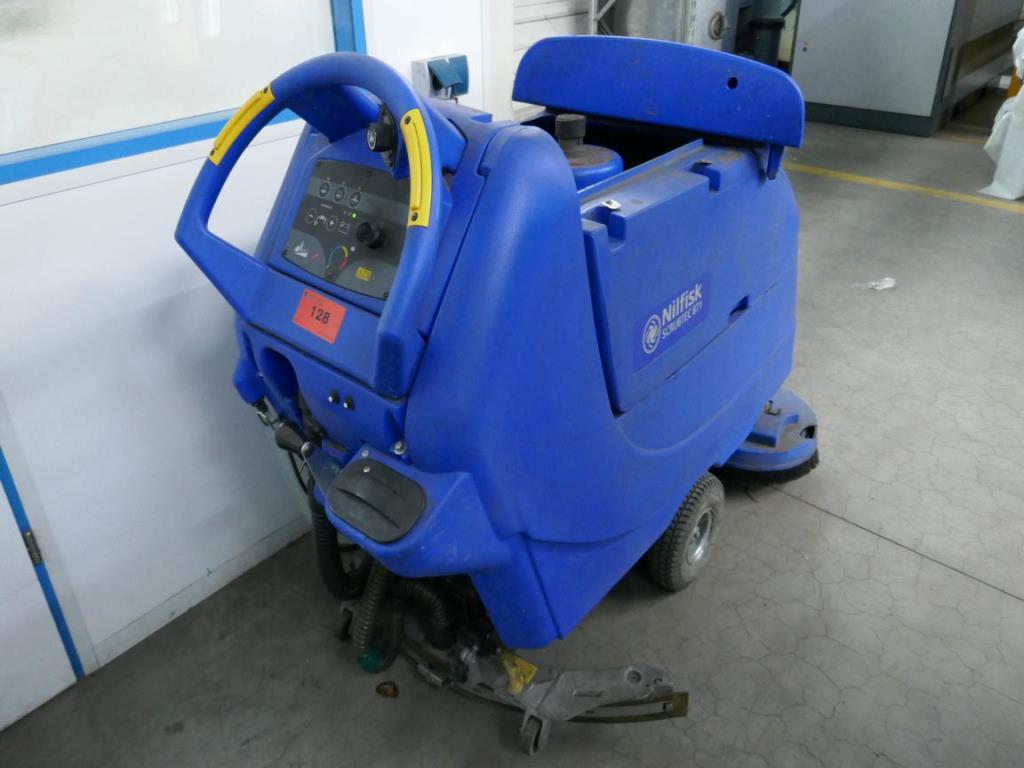 Máquinas de um fornecedor do sector automóvel-2