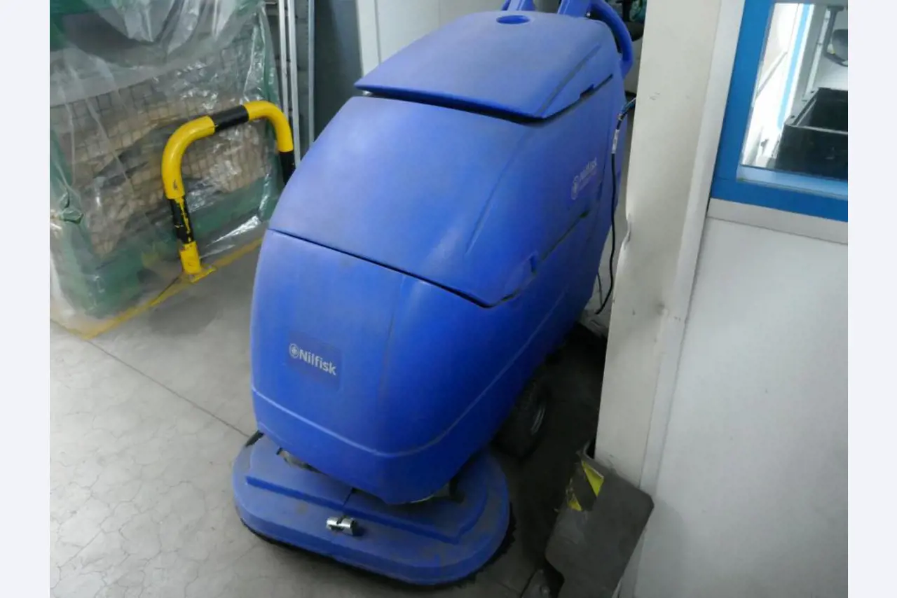 Machines d'un sous-traitant automobile-6