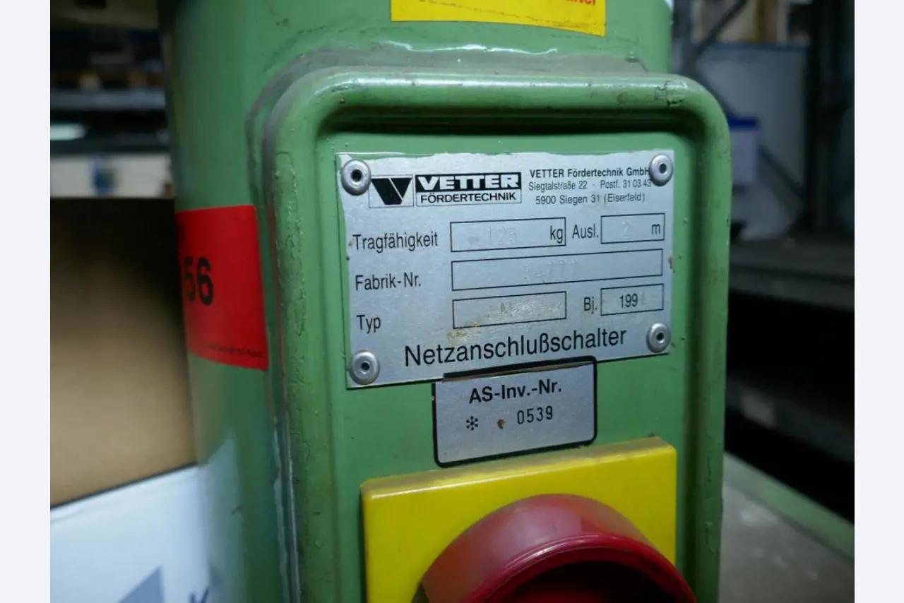 Machines d'un sous-traitant automobile-1