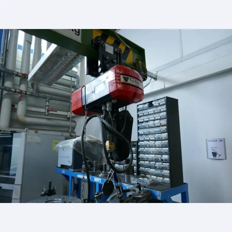 Machines d'un sous-traitant automobile-5