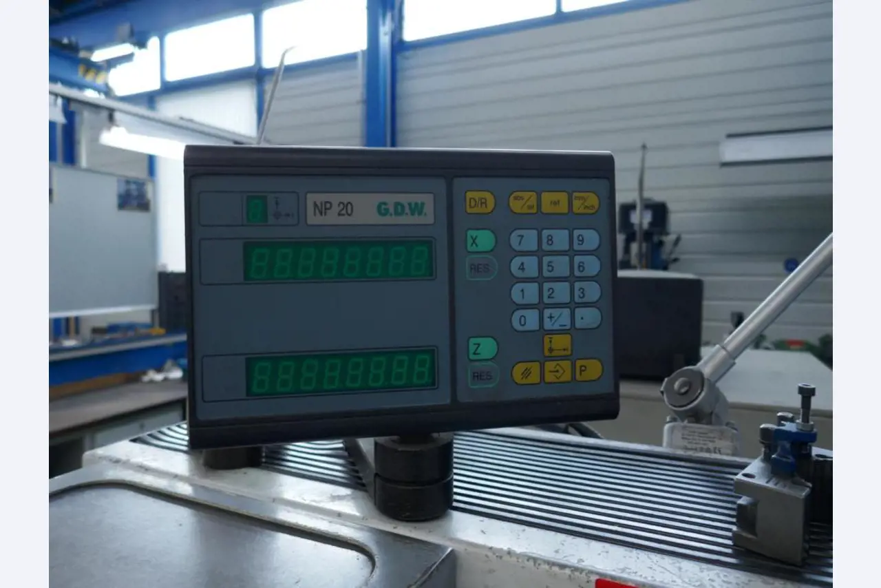 Maschinen eines Automobilzulieferers-5