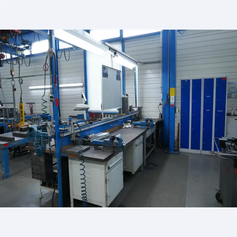 Machines d'un sous-traitant automobile-2